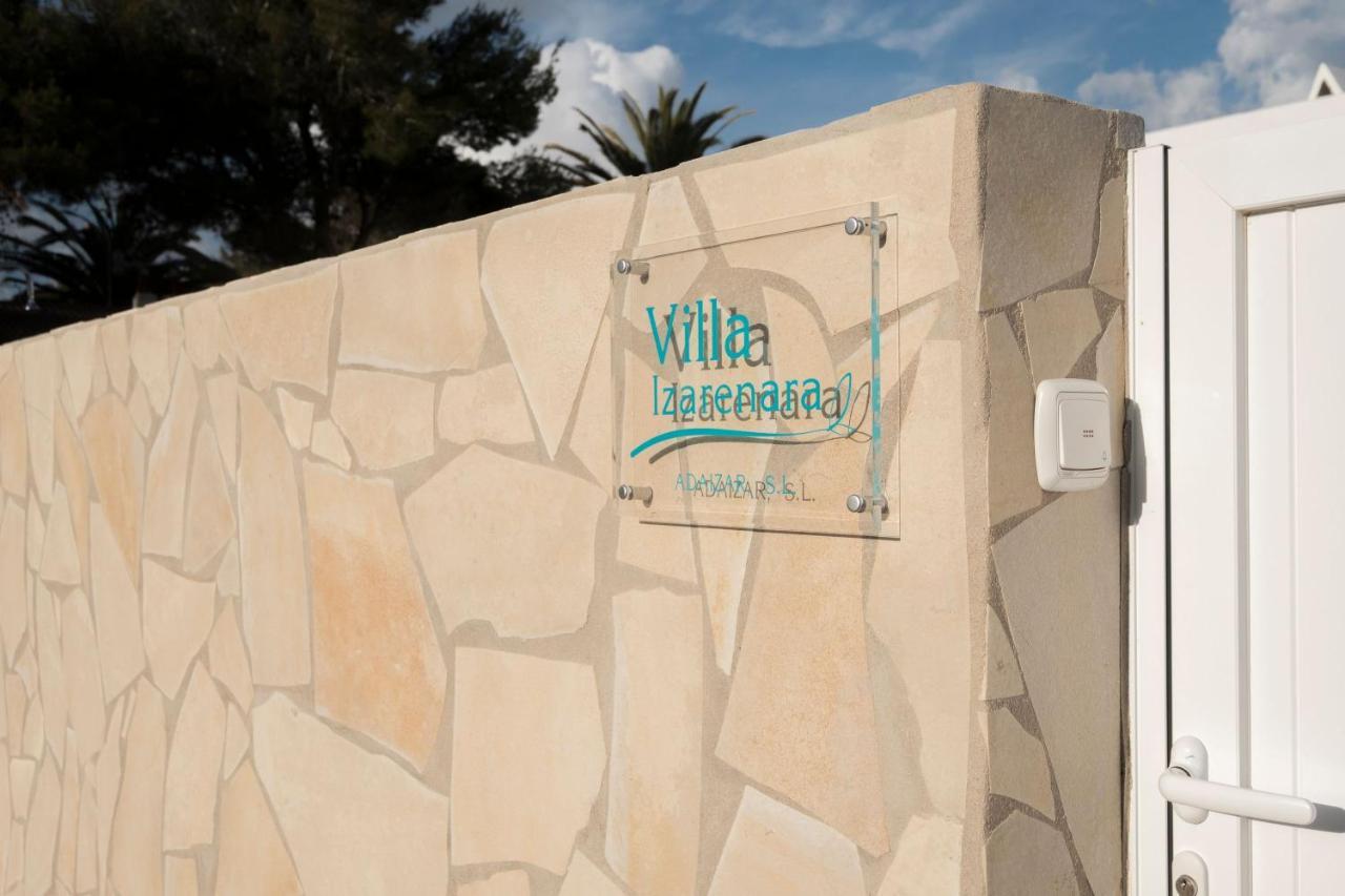 Villa Izarenar Cala Blanca  Exterior foto